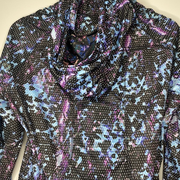 Lululemon athletic running performance lightweight size 10 Back Pack It Jacket - Picture 7 of 11